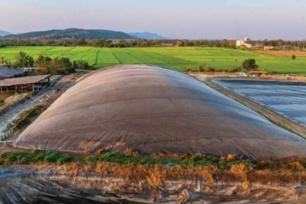 What Are Lagoon Layers?